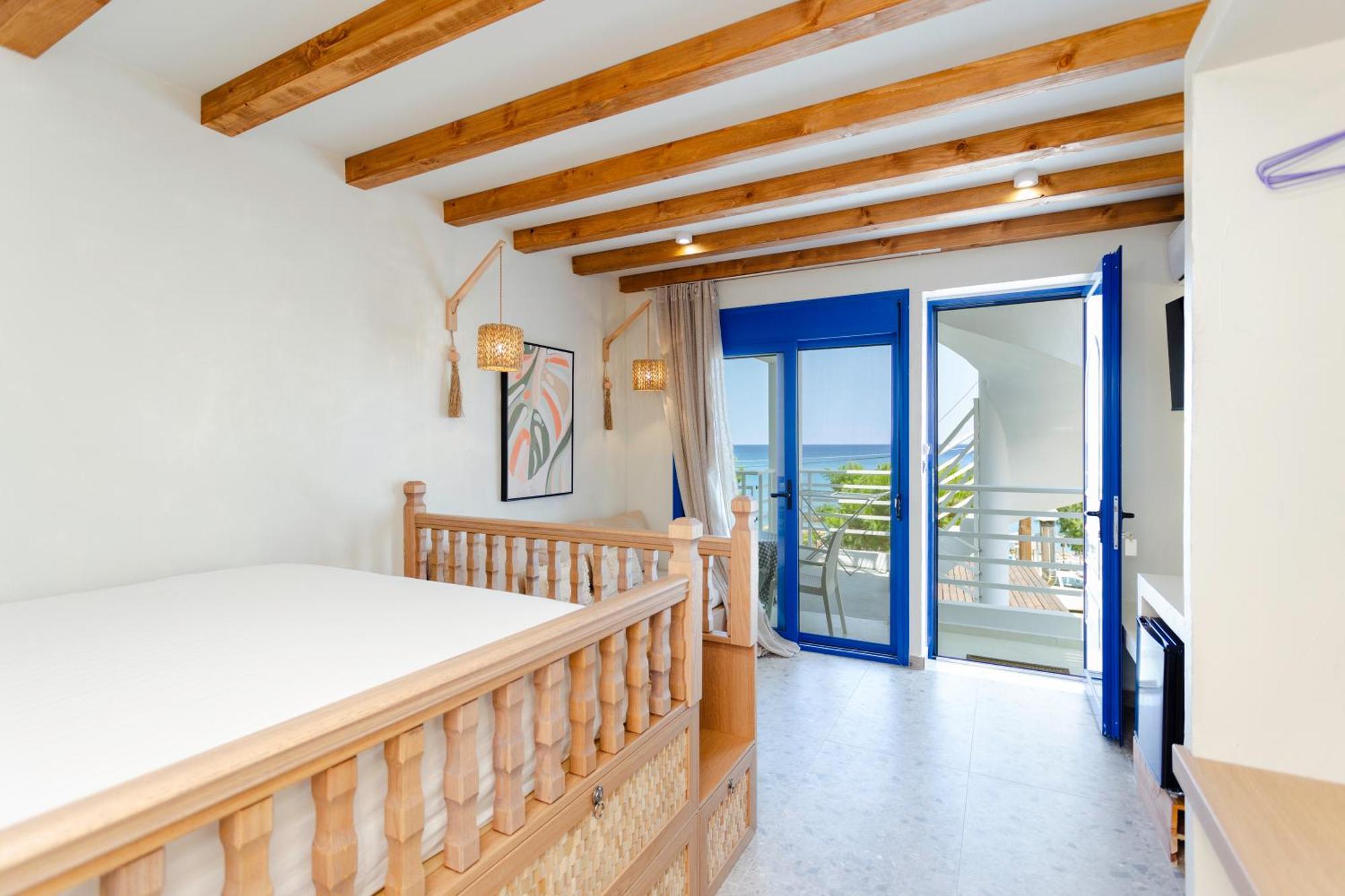George Suites Stegna Archangelos  Luaran gambar