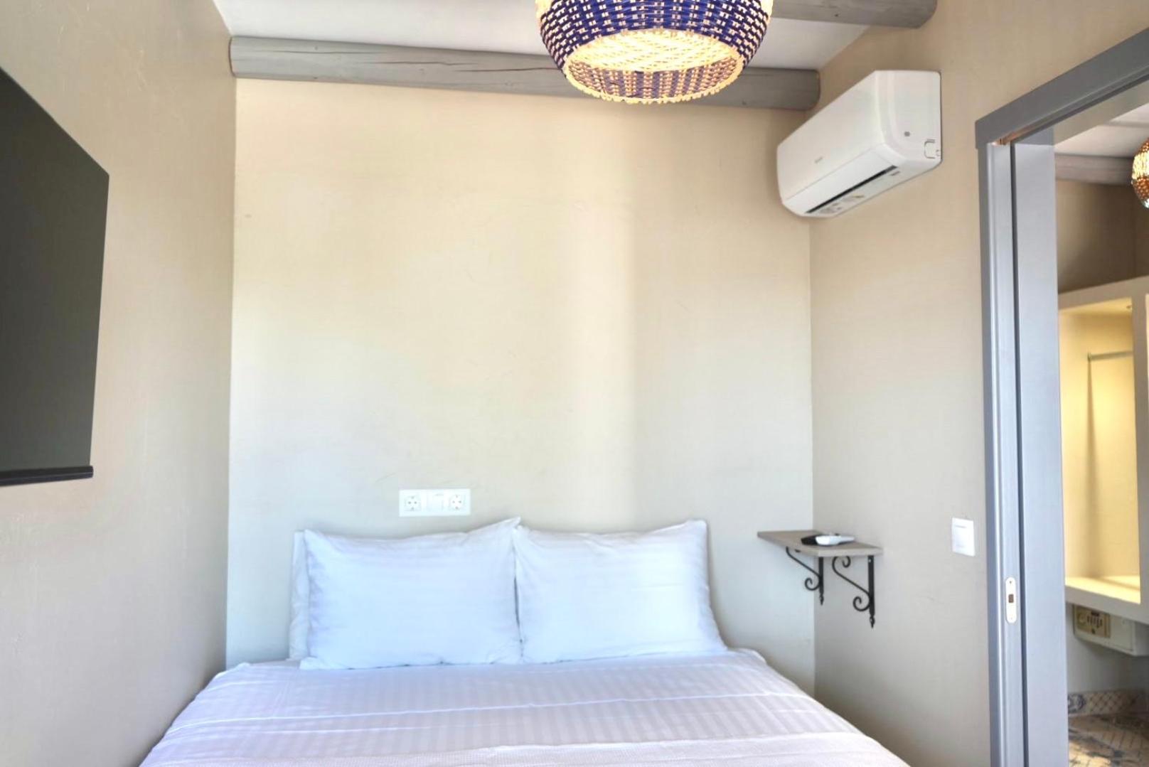 George Suites Stegna Archangelos  Luaran gambar