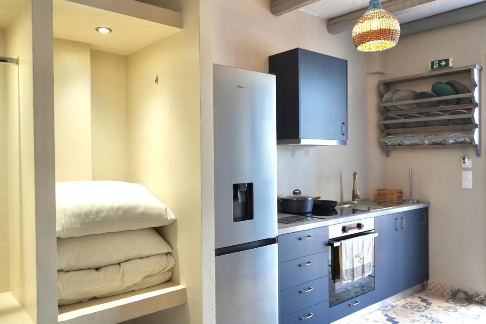 George Suites Stegna Archangelos  Luaran gambar