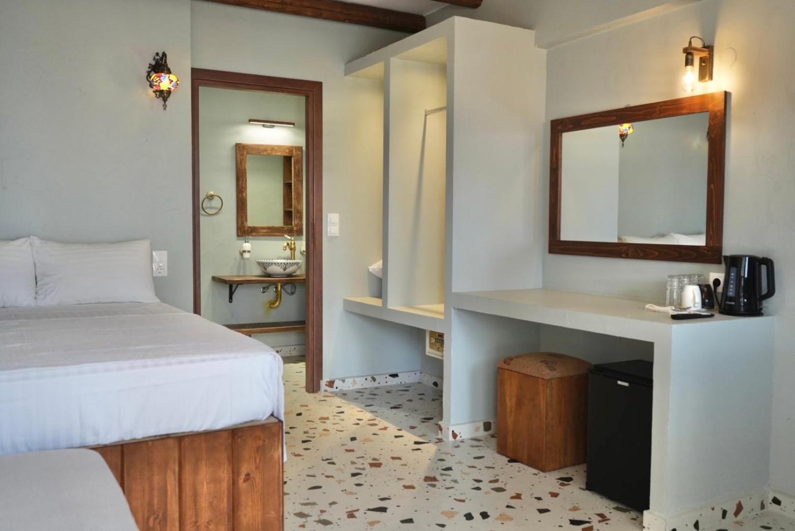 George Suites Stegna Archangelos  Luaran gambar