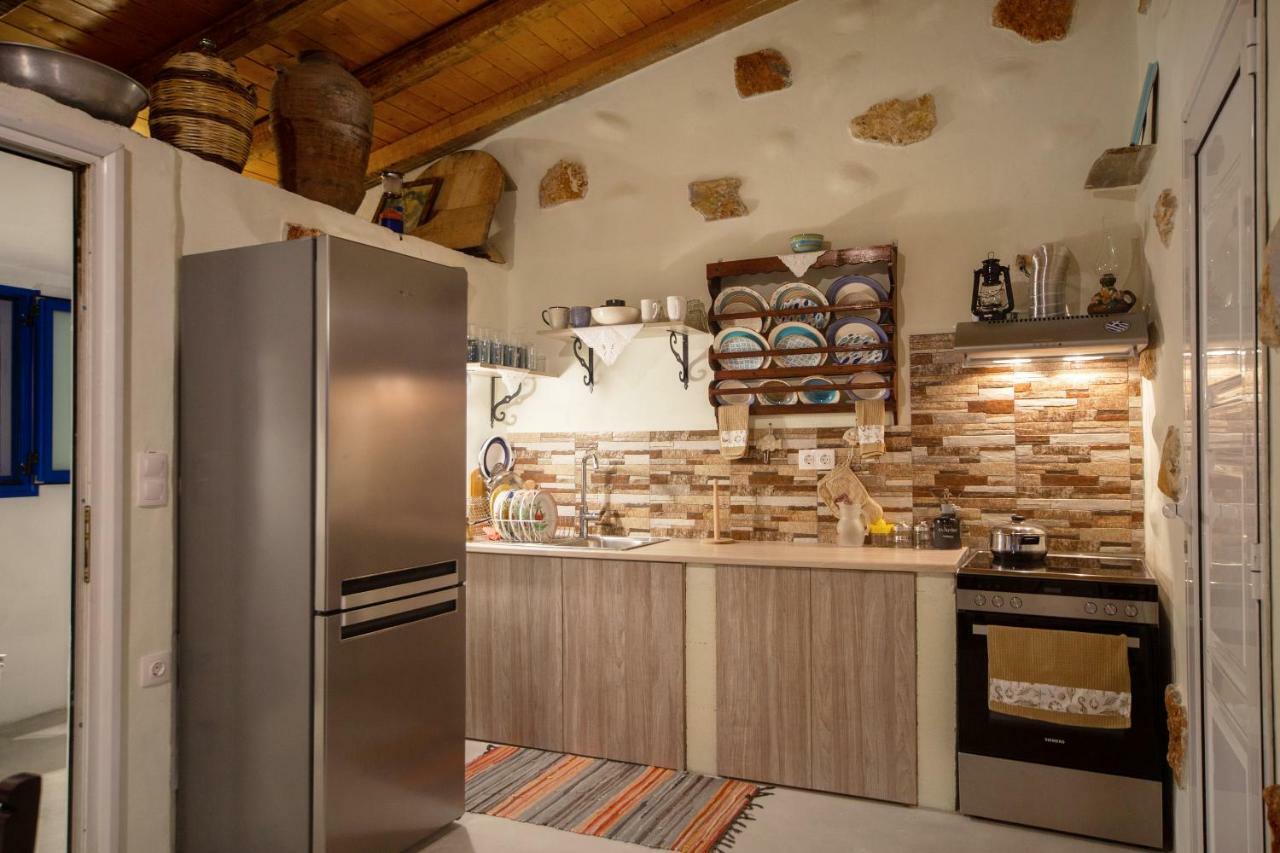 George Suites Stegna Archangelos  Luaran gambar